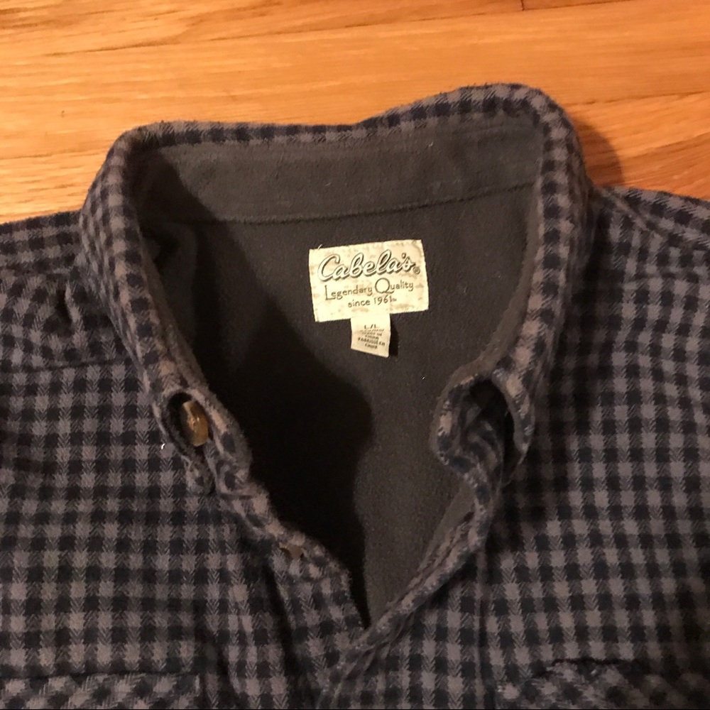 Cabela’s Button Up Flannel With Fleece Lining. - image 7